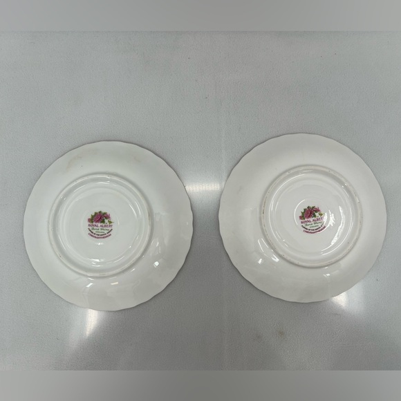 Royal Albert Tea Set - Picture 7 of 12